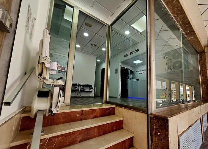 Hotel cerca del colegio: Apartamentos Maja